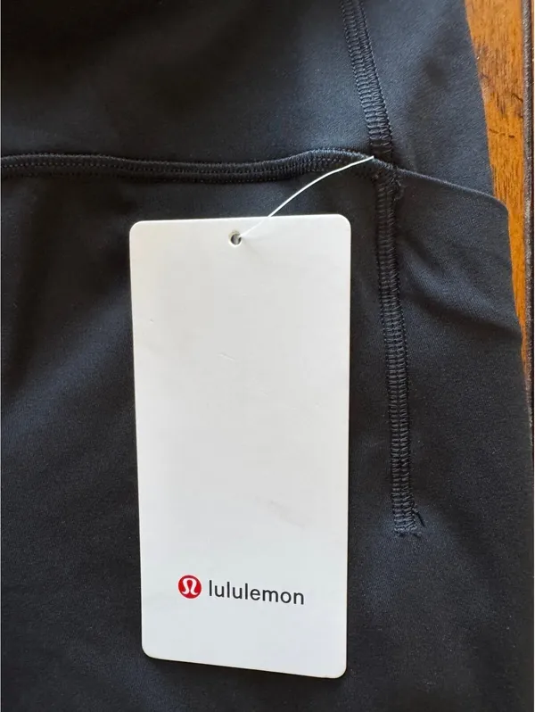 Lululemon Swift Speed High Rise 28” With Pockets Black Size 6 NWT - Image 5