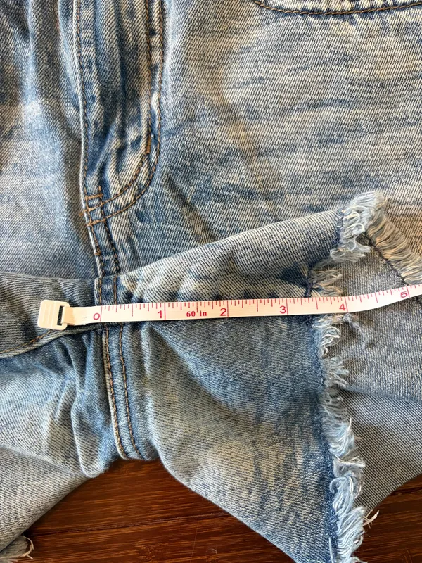 REWASH Super High Rise Vintage Reunion Jean Denim Shorts Distressed size 0 24 Sm - Image 4