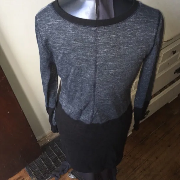 Banana Republic factory gray & black weekender sweatshirt dress - Image 2