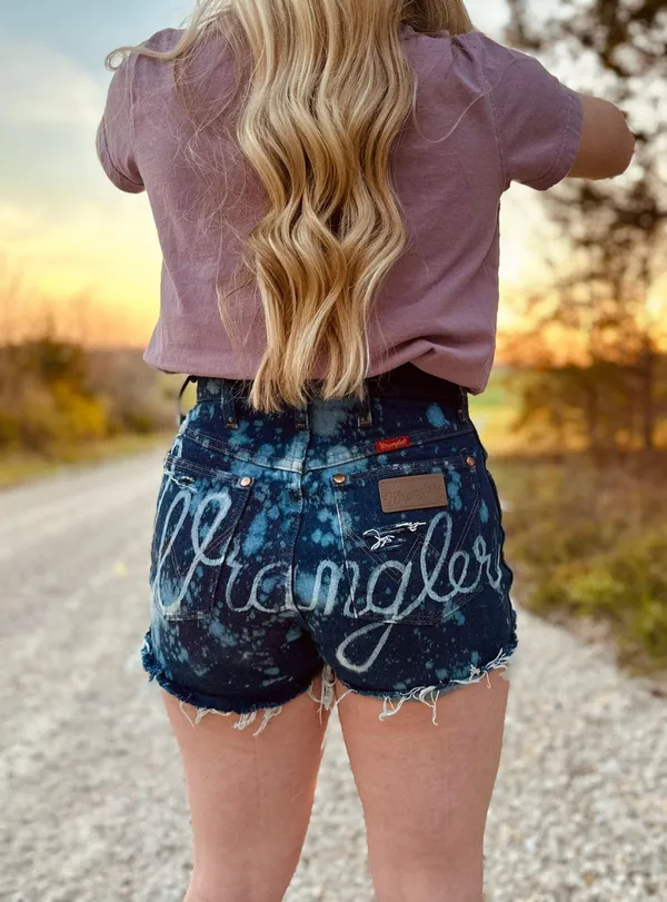 Wrangler Bleached  Shorts - Image 2