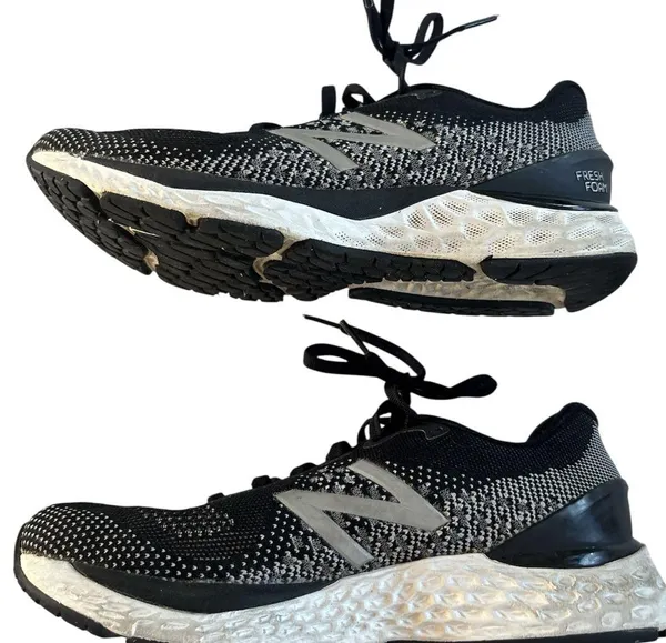 New Balance Women's Fresh Foam 880v10 Running Shoes Black - Image 2