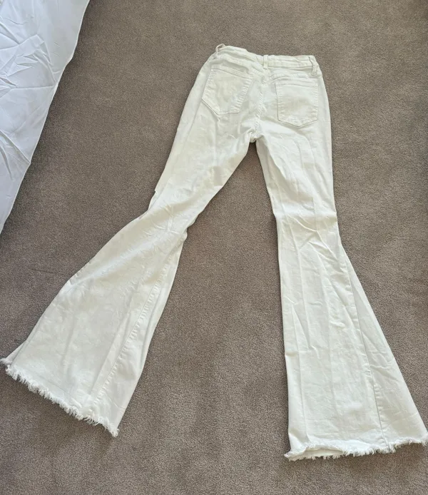 High waist Bootcut White Jeans - Image 2