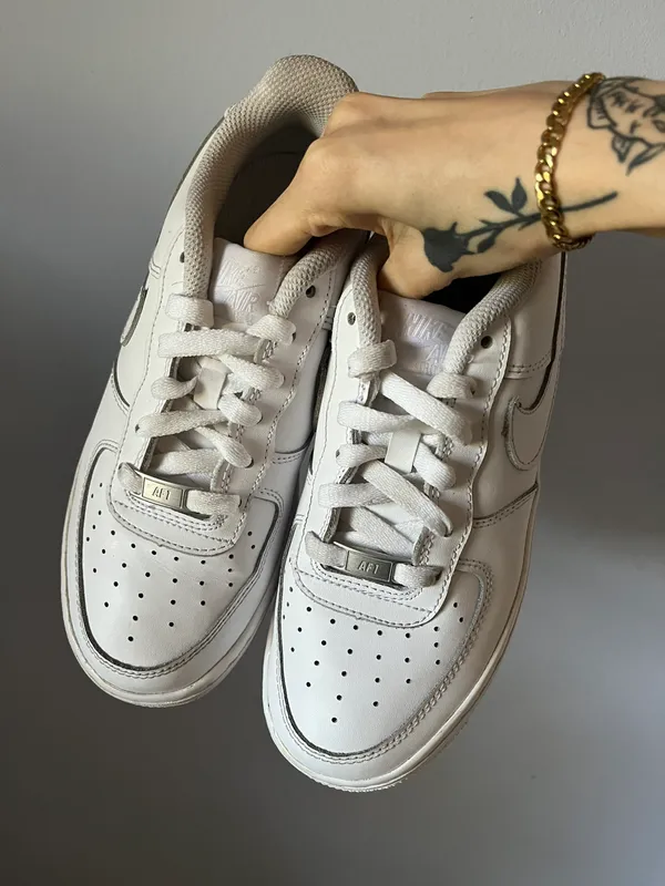 Nike Air Force 1 LE GS ‘Triple White’ - Image 3