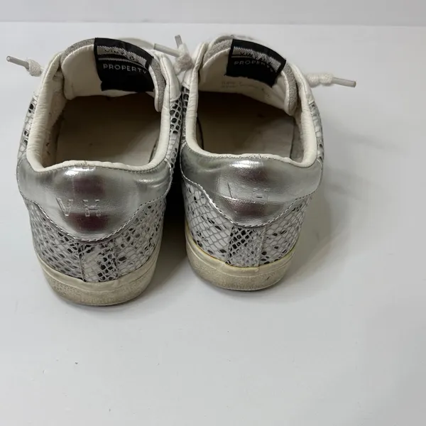 Vintage Havana White and Black Star Sneakers - Image 4