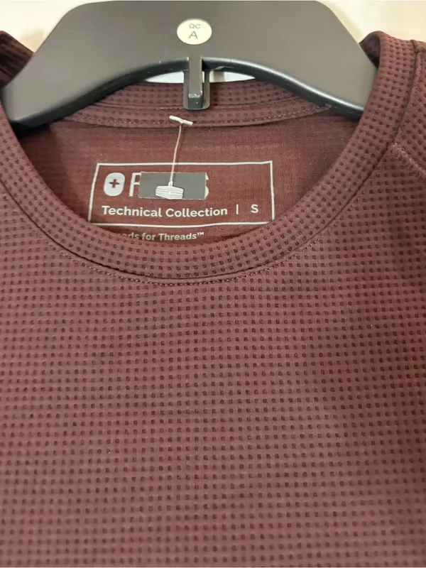 Dark brown chocolate nwot S FIGS waffle knit long sleeve underscrub top logo new - Image 2