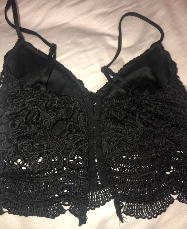 LA Hearts PACSUN Black Lace Crop Top - Image 3