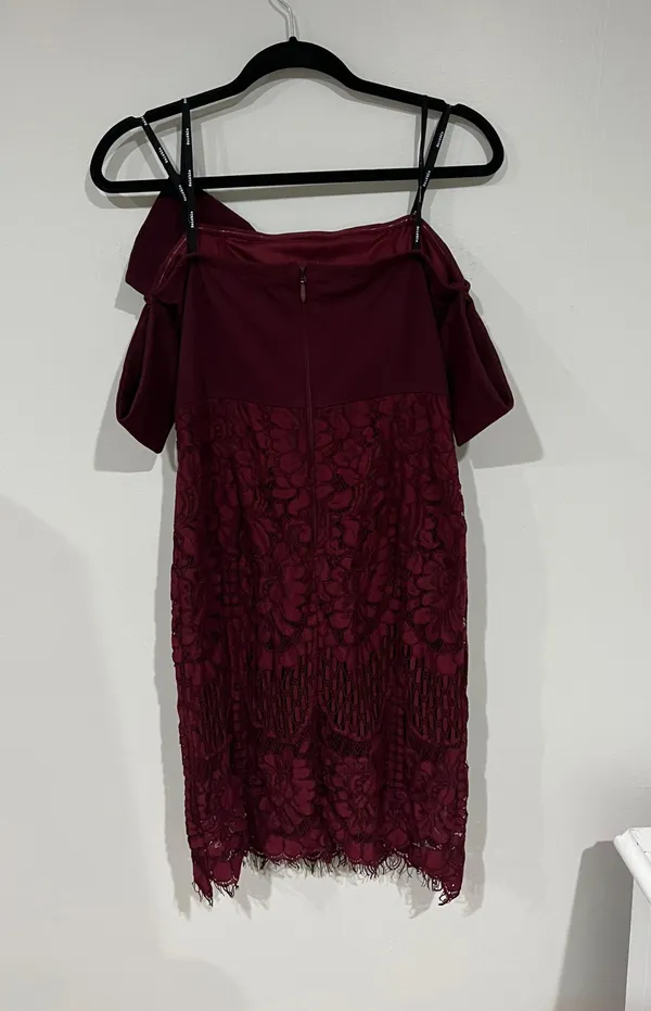 Soieblu burgundy bow front Lace Dress - Image 7