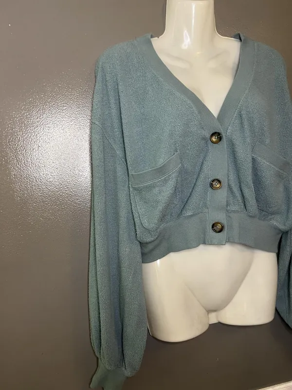 Urban Outfitters Cardigan Sweater Womens Large Green Knit Cropped Pockets - Image 3