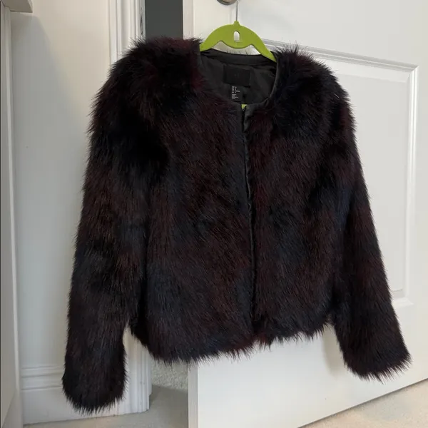 H&M Faux Fur Burgundy + Navy Toned Faux Leather Trim Coat - Image 9
