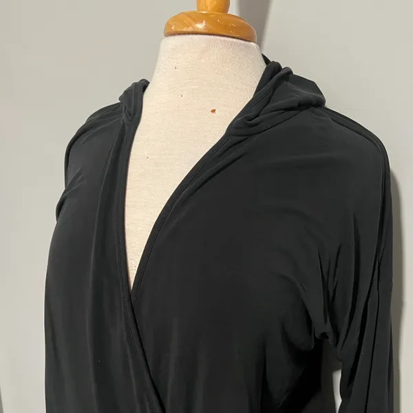A Pea in the Pod Maternity Postpartum Black Hoodie Sweatshirt - Image 2