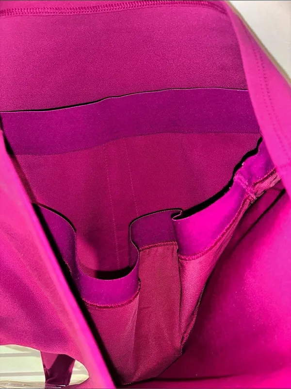 Athleta Conscious Crop Women's Pink Tank Top Medium - Image 4