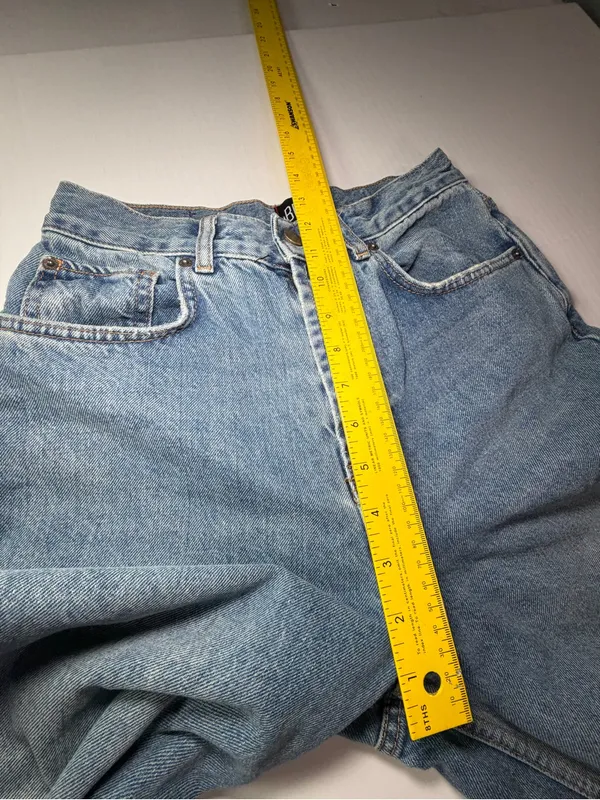 BDG skater baggy Wide Leg Denim Jeans in Light Blue with Frayed Hem - Image 5