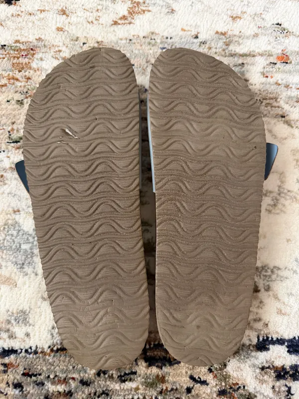 Union Bay Sandals - Image 3