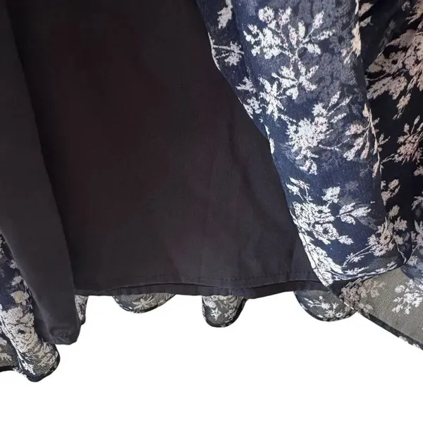 Urban Outfitters Kimchi Blue Babydoll Navy Floral Tiered Mini Lined SZ L #2423 - Image 5