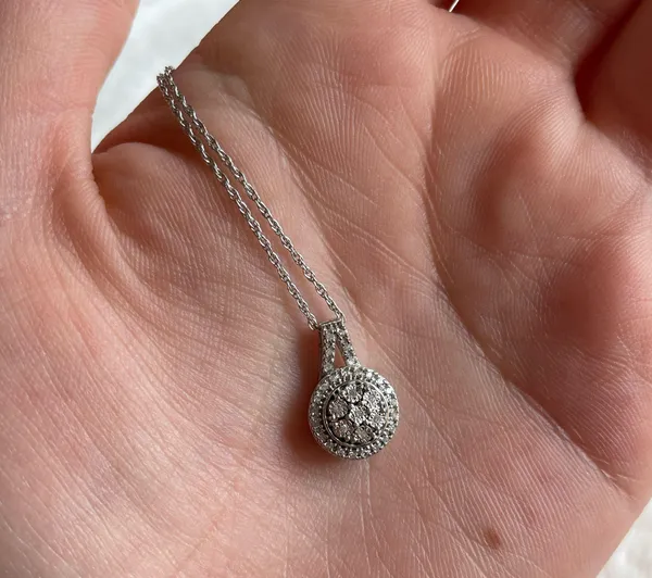 Sterling Silver Diamond Pendant Necklace - Image 4