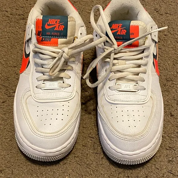 Nike Air Force 1 Shadow Basketball Shoes Womens 7.5 White Solar Red DB3902-100 - Image 3