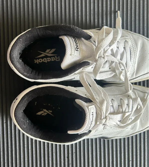 Reebok Women’s Sneakers - Image 5
