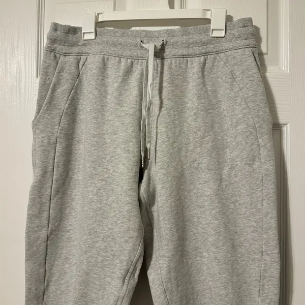 Lululemon Scuba Jogger Size 12 Light Heathered Grey - Image 3
