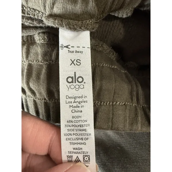 Aloha Island Alo‎ Courtside Tearaway Pants Size XS Snap Side Athletic Olive Green - Image 6