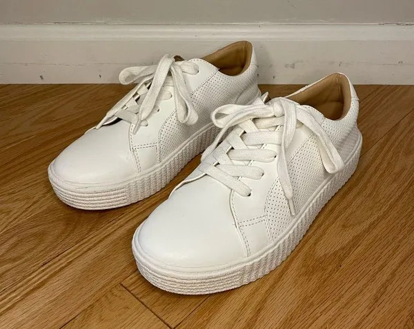 Steve Madden Toliver Sneaker, White, Size 7.5, EUC - Image 4