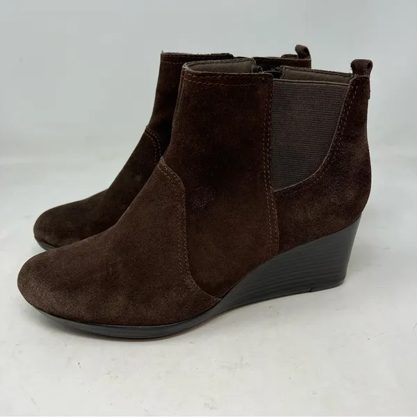 Clarks Crystal Quartz Brown Suede Wedge Ankle Boots Side Zip Womens 9M - Image 7