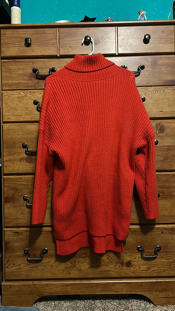 Red turtleneck sweater dress - Image 2