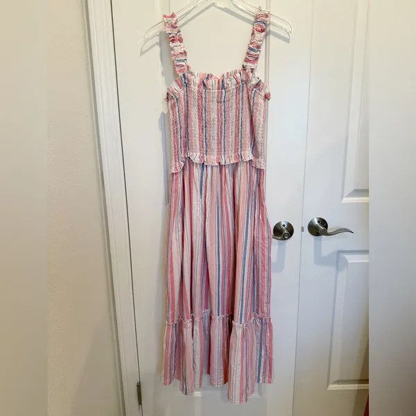 STELLAH Striped Smocked Maxi Dress‎ size Large - Image 3