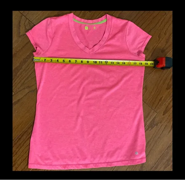 Xersion Pink shortsleeved top- size Medium - Image 7