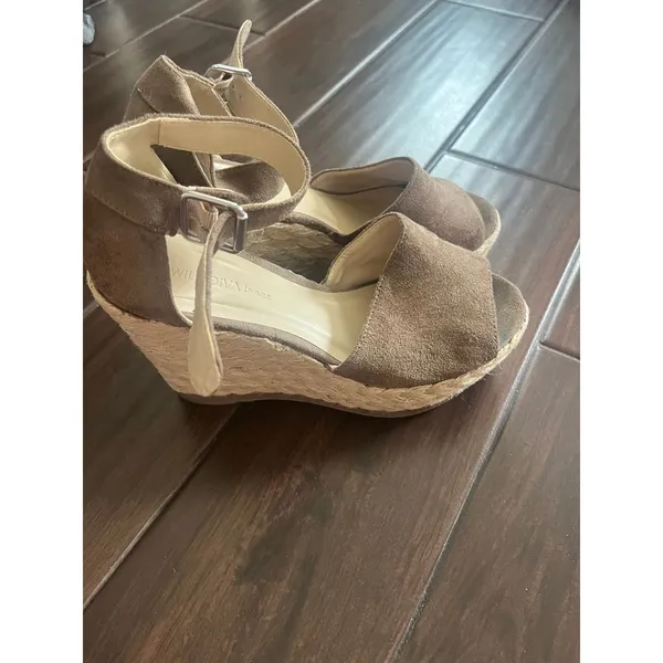Wild diva wedge heel‎ sandal 8 women's - Image 2