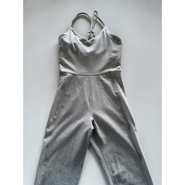 Old Navy Active Women Cloud+ Go-Dry Jumpsuit Gray Athletic‎ Bodysuit Small - Image 2