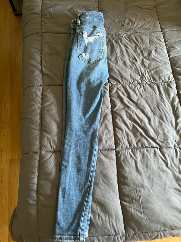 American Eagle Jeans - Image 2