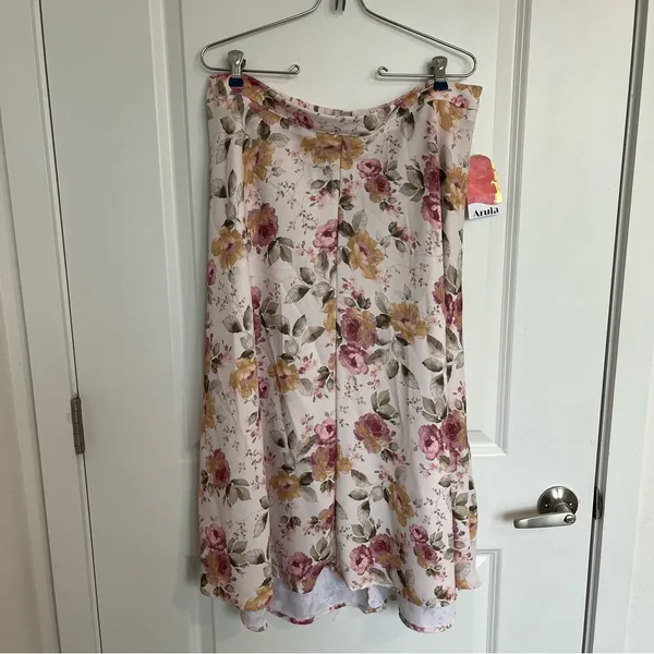 NEW Arula Floral Midi Skirt Plus Size 2X / B Available NWT - Image 6