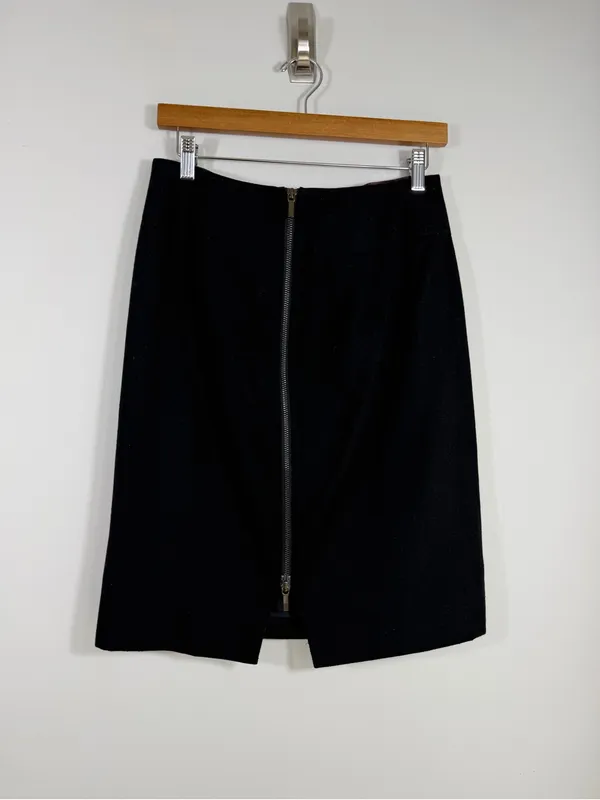 Banana Republic Women’s Size 6 Black Wool Blend Pencil Skirt Back Zip - Image 2