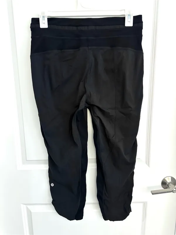 Lululemon Dance Studio Mid-Rise Crop 25" Black Size 10 - Image 5