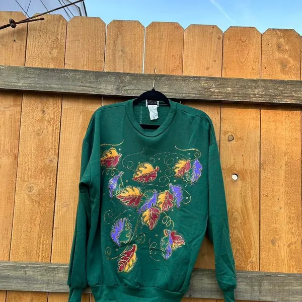 Vintage green sweatshirt by‎ improved living size medium. Fall leaves cozy - Image 4