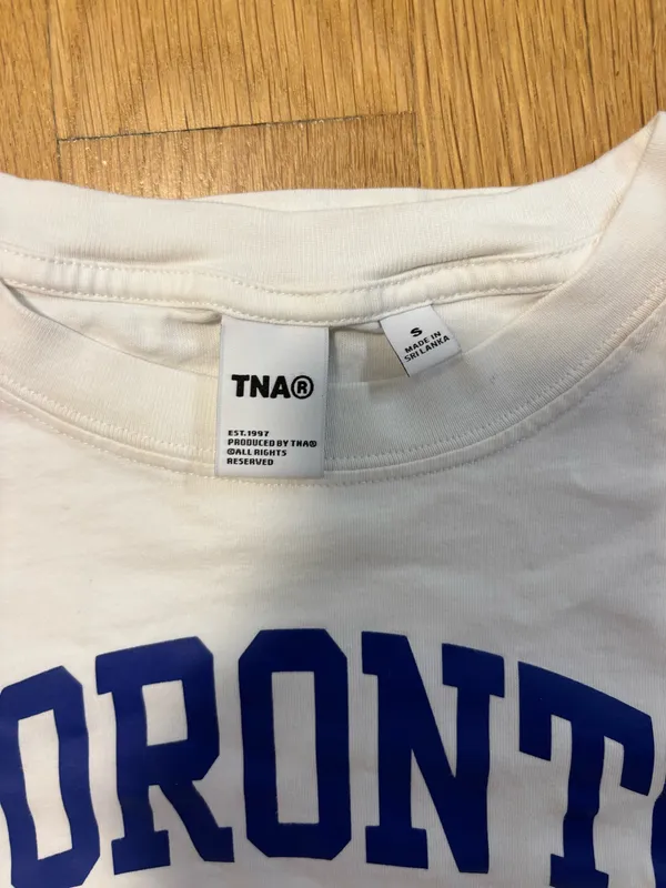 TNA Aritzia Baby Tee - Image 3