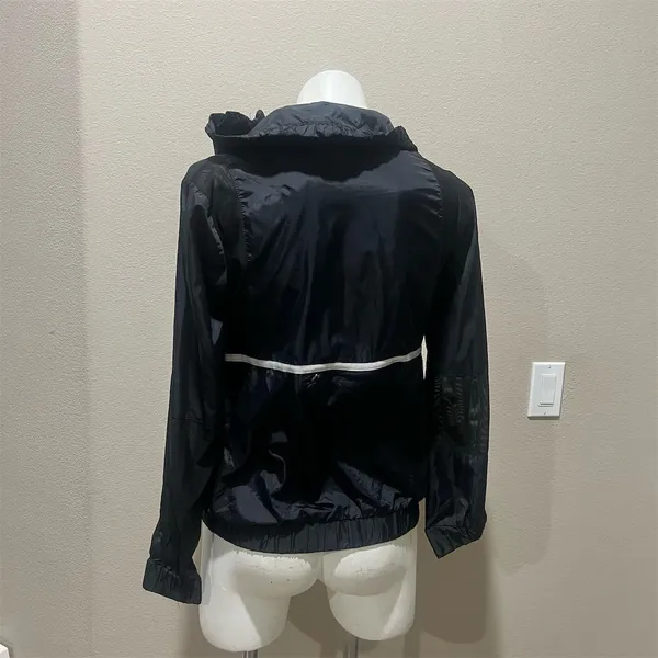 Fabletics Women's XS Black Windbreaker Jacket Lightweight Activewear, - Image 4