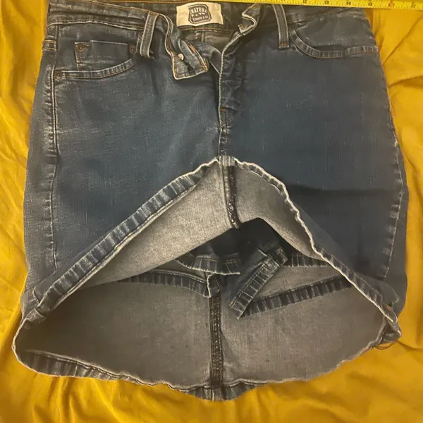 Levi's Signature by Levi Strauss Dark Indigo Denim Skort - Image 2