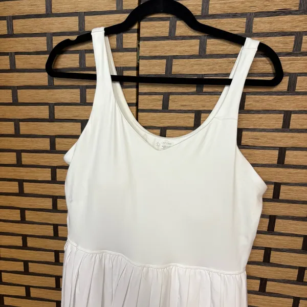 Offline By Aerie You Serve White‎ Pleated Dress With Built In Shorts Size XL - Image 3
