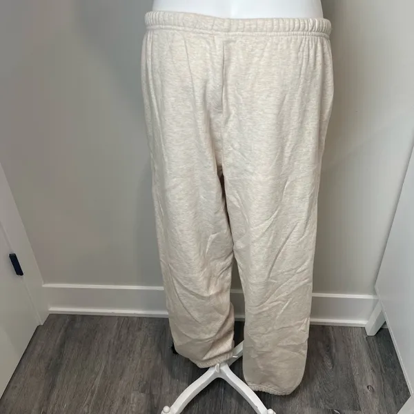 Skims Classic Jogger - Image 3