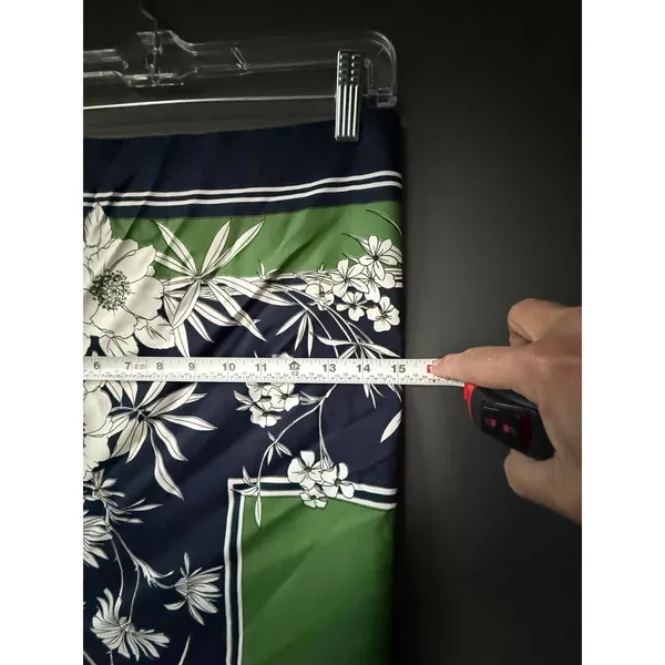 Floral Patterned llScarf in Navy and Green Blue - Image 4