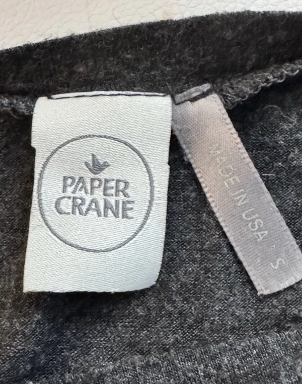 Paper Crane "Free Hugs" Sleeveless Tank Top - Image 5
