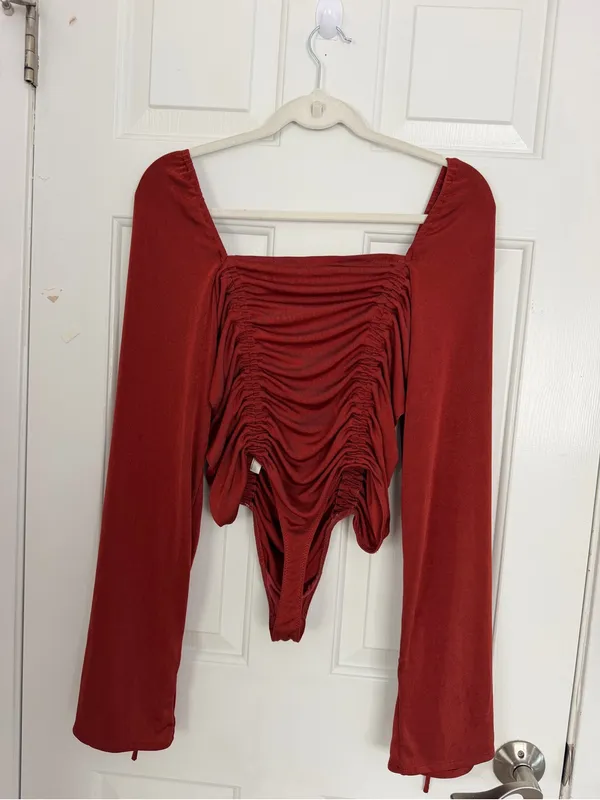 Free People Meant to Be Ruched Bodysuit Rust Red Size Large - Image 4