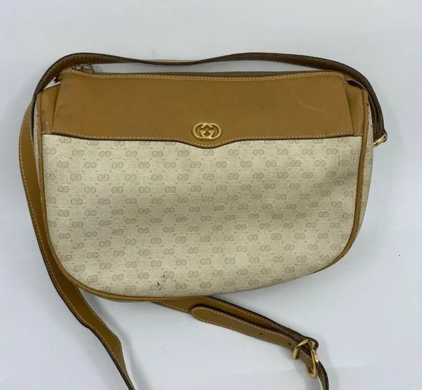 GUCCI Vintage Beige Coated Canvas/ Leather Crossbo - Image 12