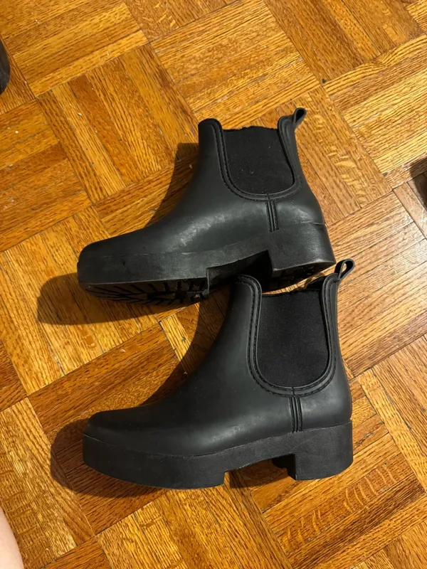 Jeffrey Campbell Cloudy Women Rain Boots - Image 4