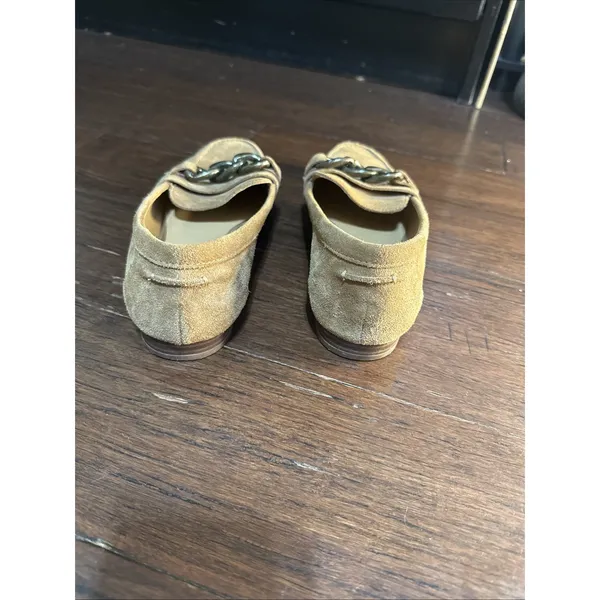 Crown Vintage‎ Feyola Women's Tan Suede Loafer W Gold Tone Chain Accent Size 10 - Image 3