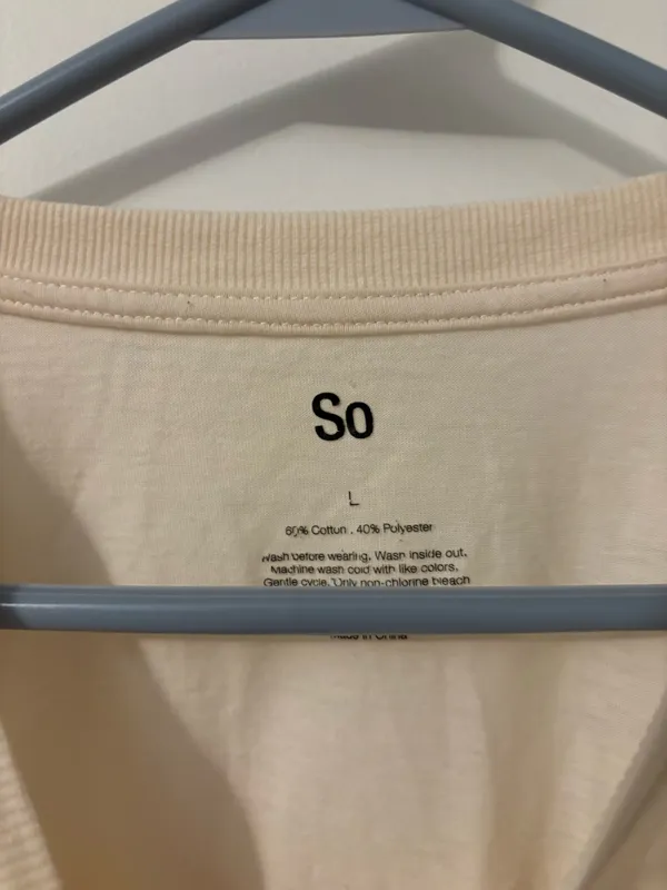 SO Oversized Boxy Pocket Soft Beige Tee, Sz L Tan Size L - Image 3