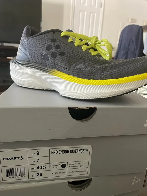 Craft Pro Endurance Distance Women’s Size 9 Grey and yellow Running Shoes - Image 7