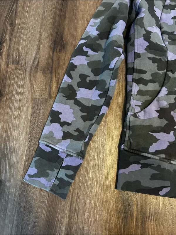 lululemon athletica Camouflage Zip Hoodie - Green/Purple - Image 8