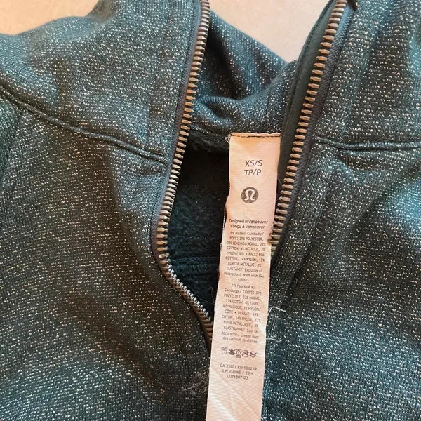 Lululemon Scuba Half-Zip - Image 4